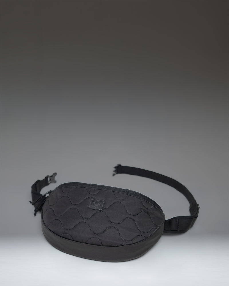 Kaine XL Quilted Capsule Hip Pack